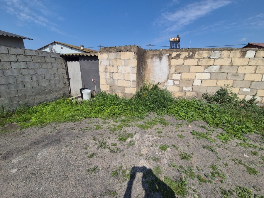 2 Bedroom Property for Sale in Kwazakhele Eastern Cape